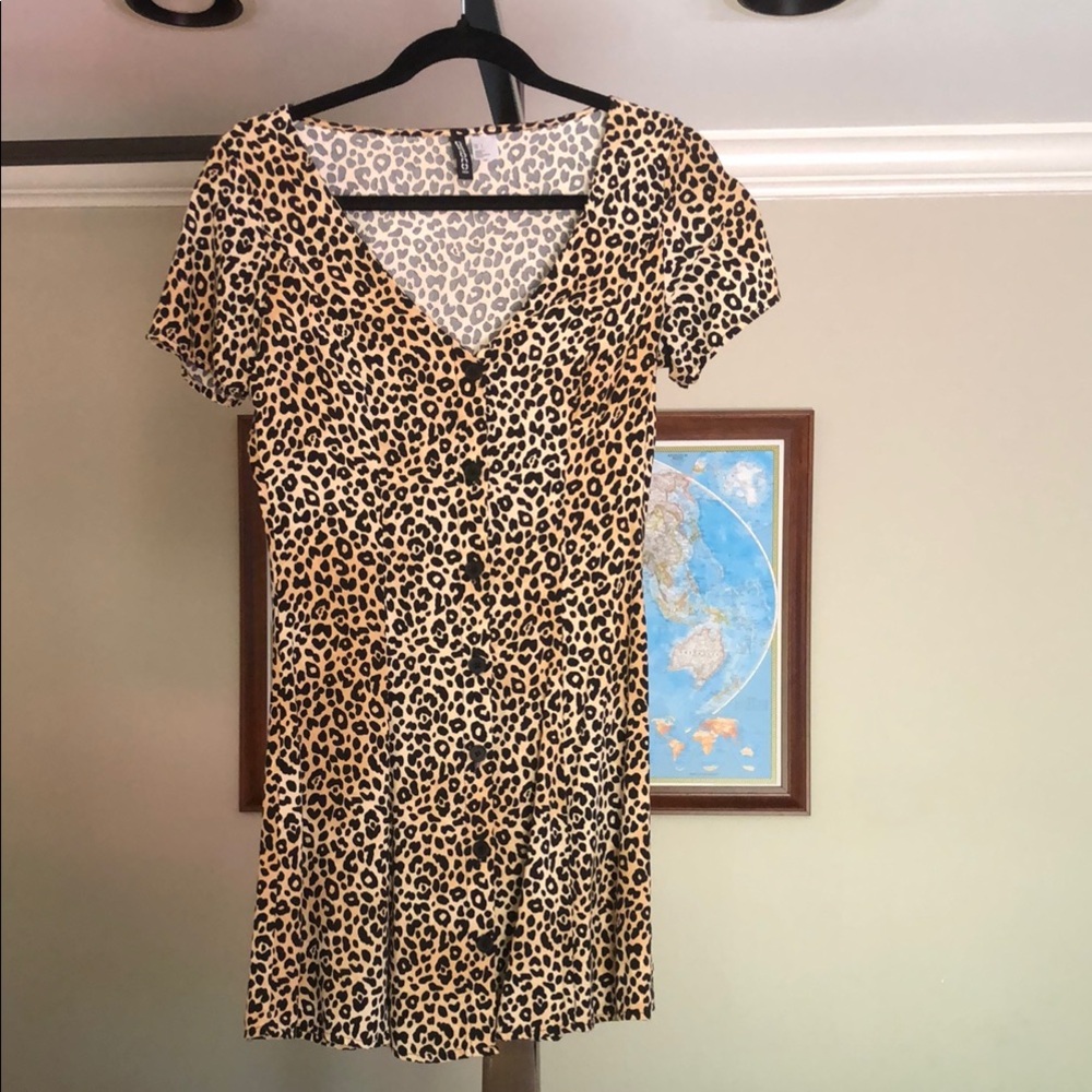 H&M Brown and Cream V-Neck Puff Sleeve Mini Dress